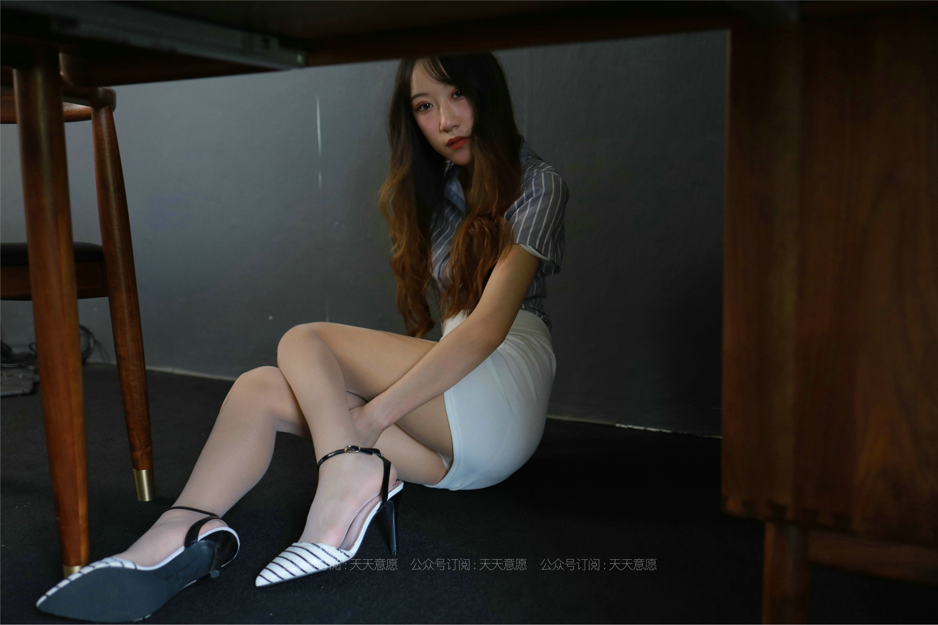 IESS异思趣向  2021.06.11 丝享家829：怡怡《长腿实习生》